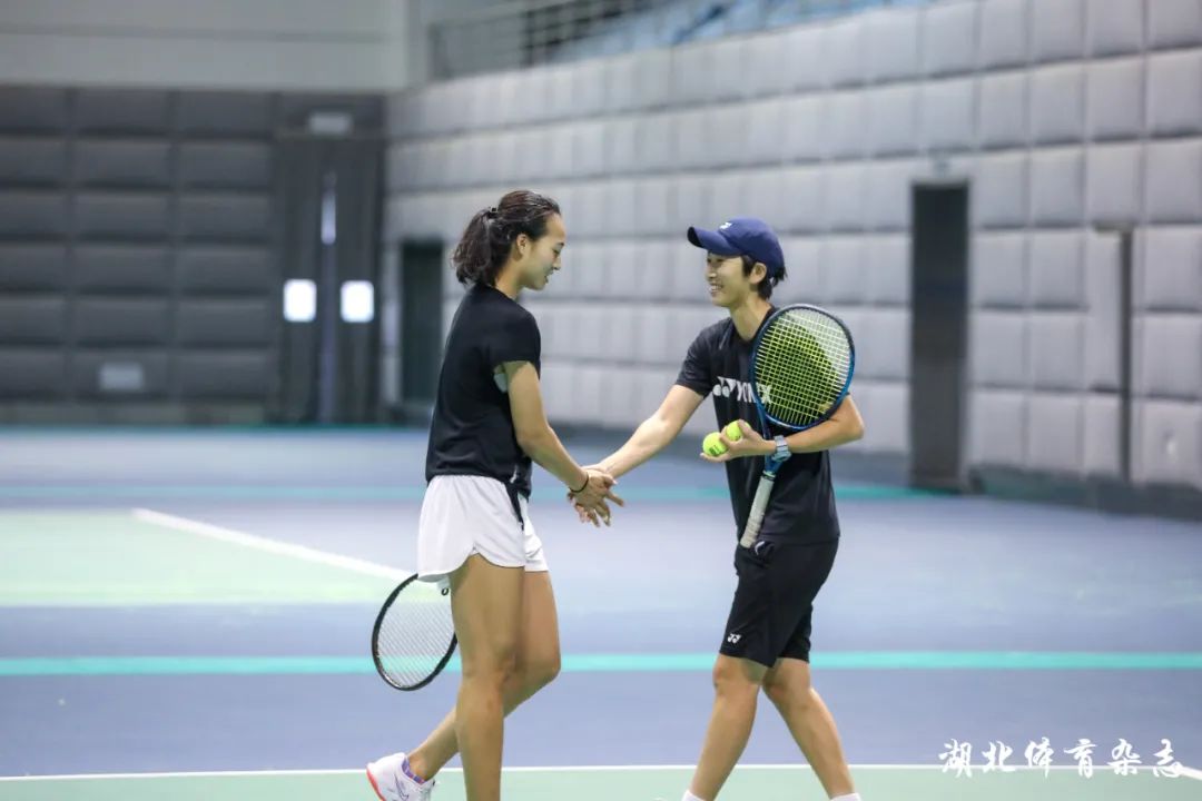 的游泳和跳 的游泳和跳