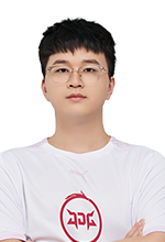 戴维上赛季各项赛事49场造37球，法甲球员仅次于登贝莱和巴尔科拉