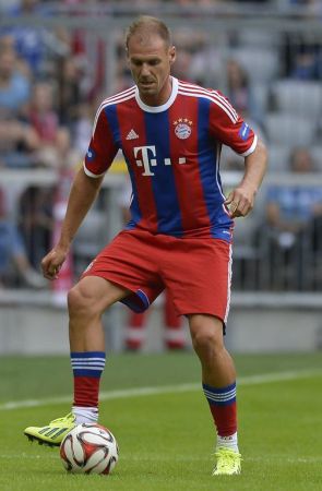 苏超联赛热度爆棚！南京德比创60396人上座新纪录