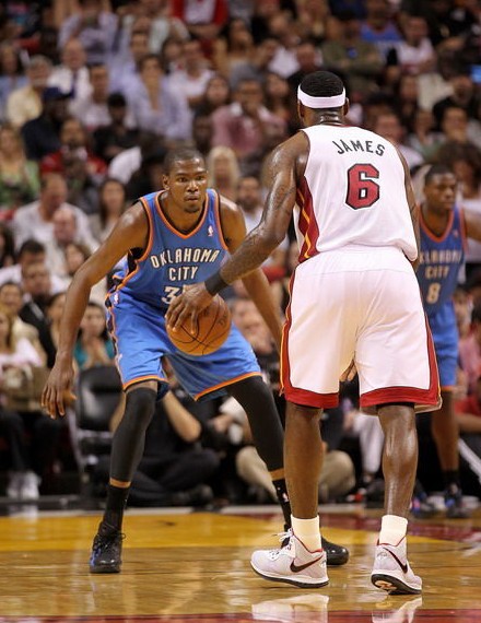 掘金2-2森林狼进天王山约基奇35+7+7华子44分