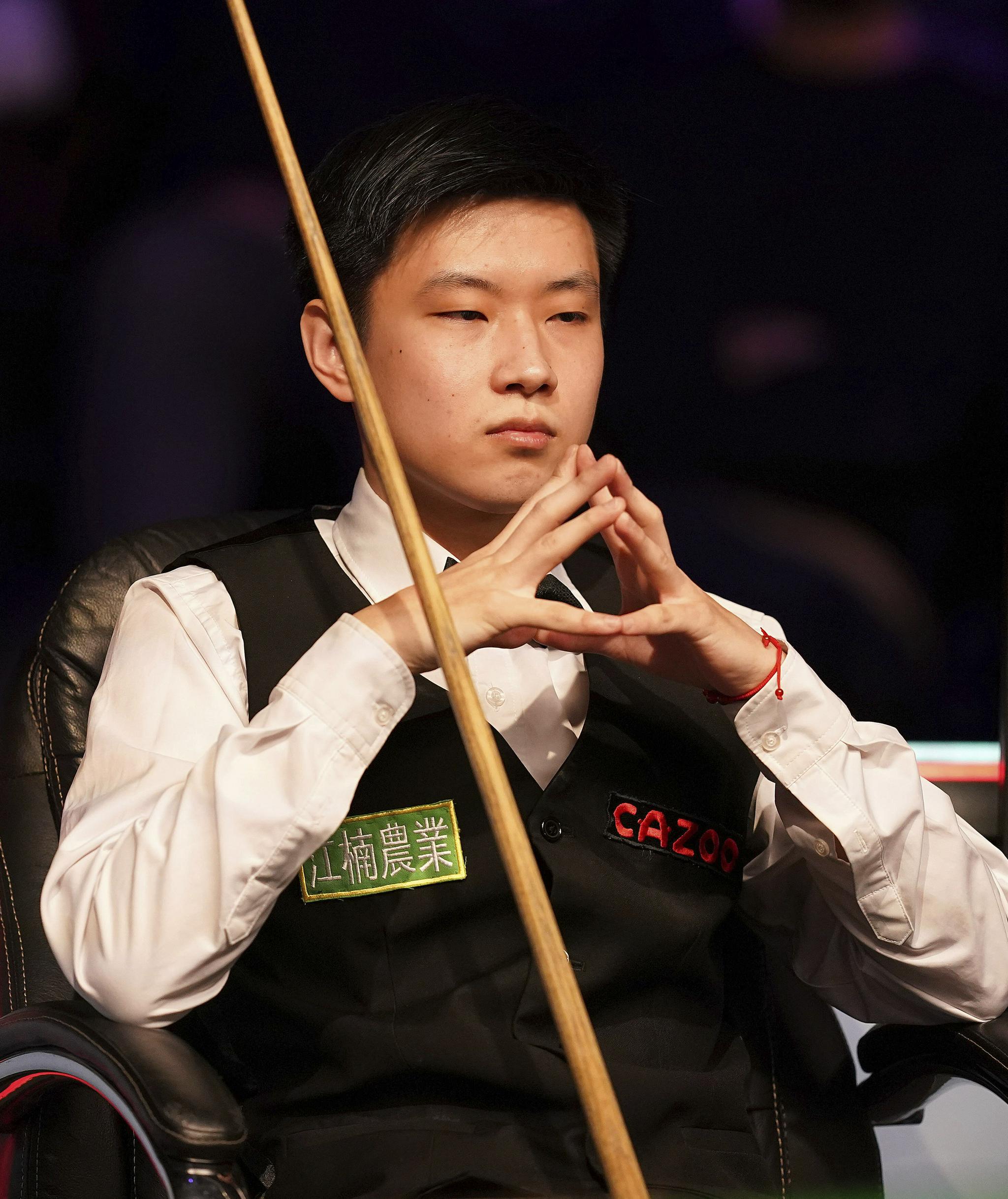 为什么牛牛不需要复杂的读牌，但极度需要冷静？（在牛牛中，读牌不必复杂，冷静却至关重要，为什么？）